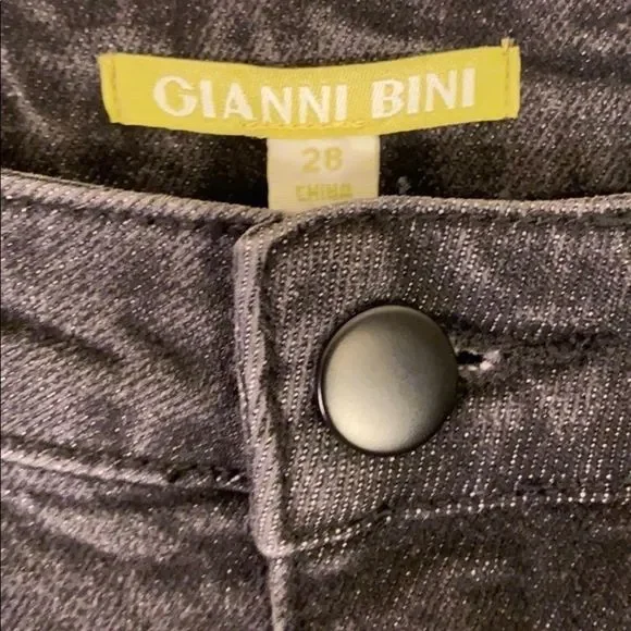 🆕Gianni Bini women’s jeans - Picture 3 of 4